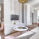 Margi Aura Lux Large And Very Glam Apartment