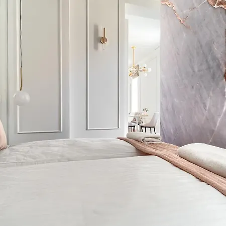 Margi Aura Lux Large And Very Glam Apartment